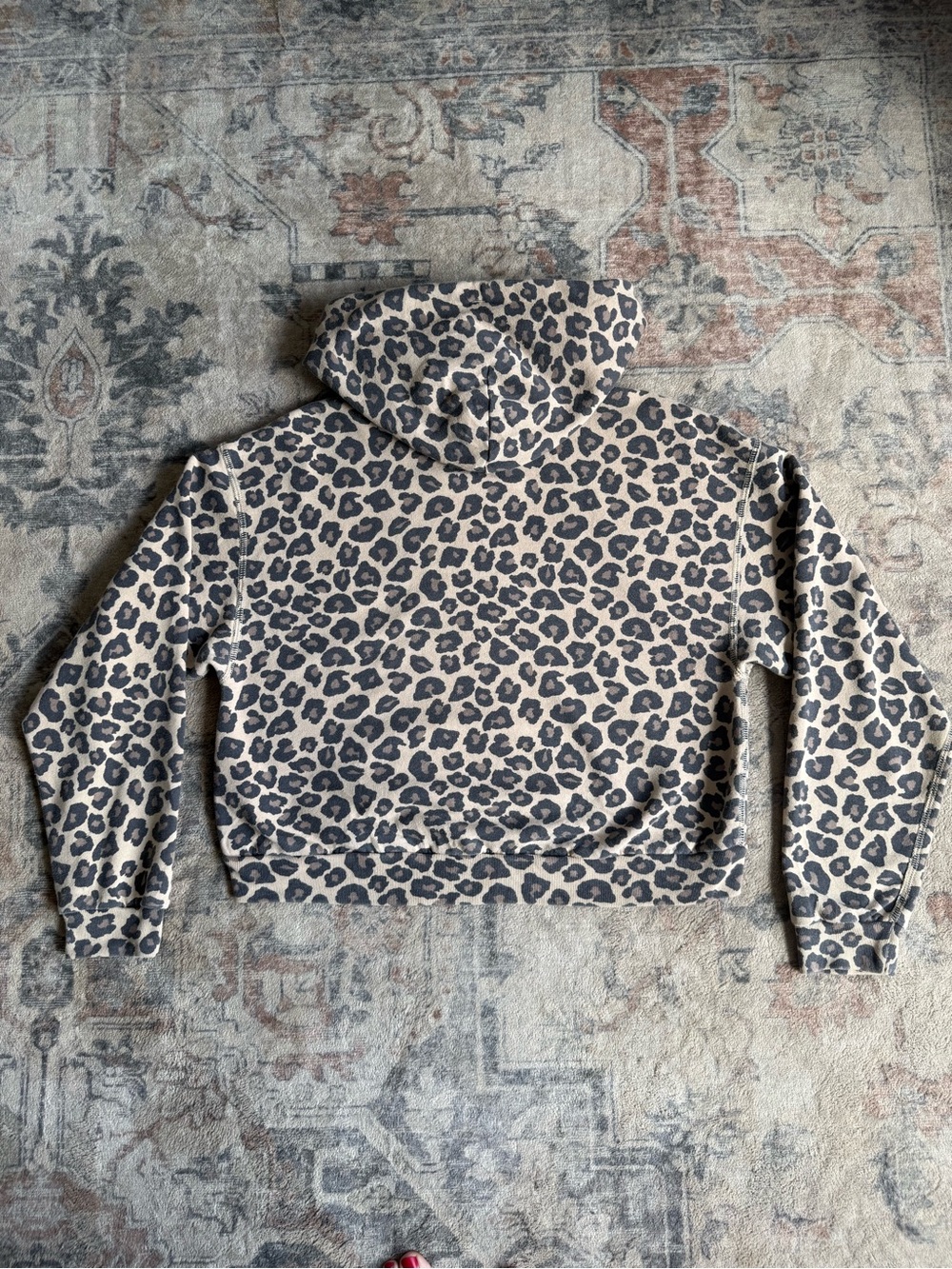 Abercrombie & Fitch Leopard Print Cropped Hoodie - Taupe & Black - Picture 7 of 7